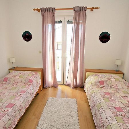 Apartments Mara Supetar Kültér fotó