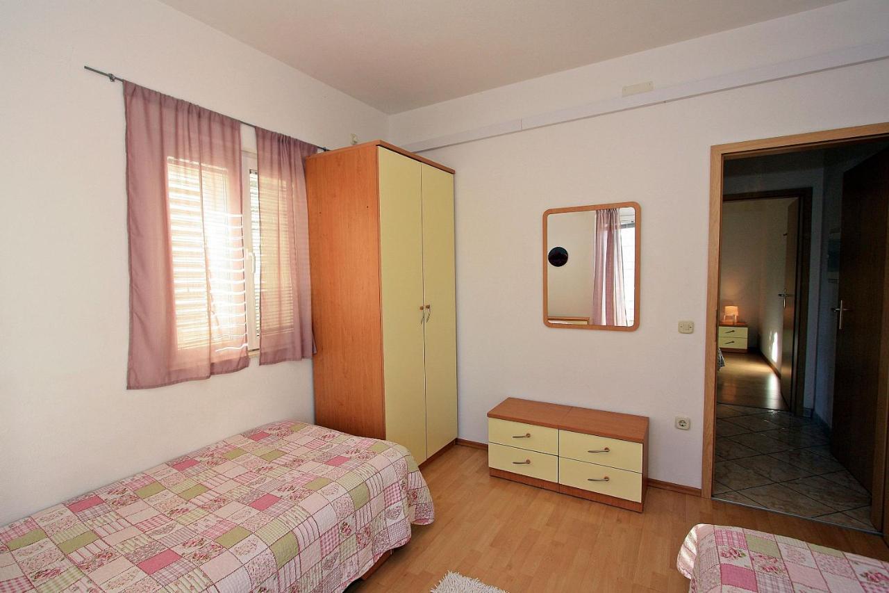 Apartments Mara Supetar Kültér fotó