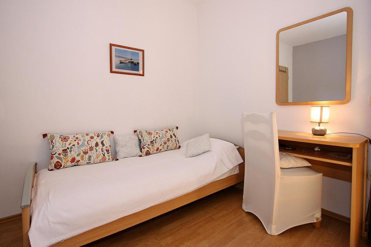 Apartments Mara Supetar Kültér fotó
